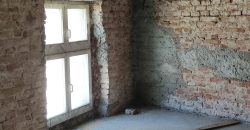 NA PRODAJU – Dva poslovna prostora (lokala) i Trosoban stan – u centru grada Zaječara
