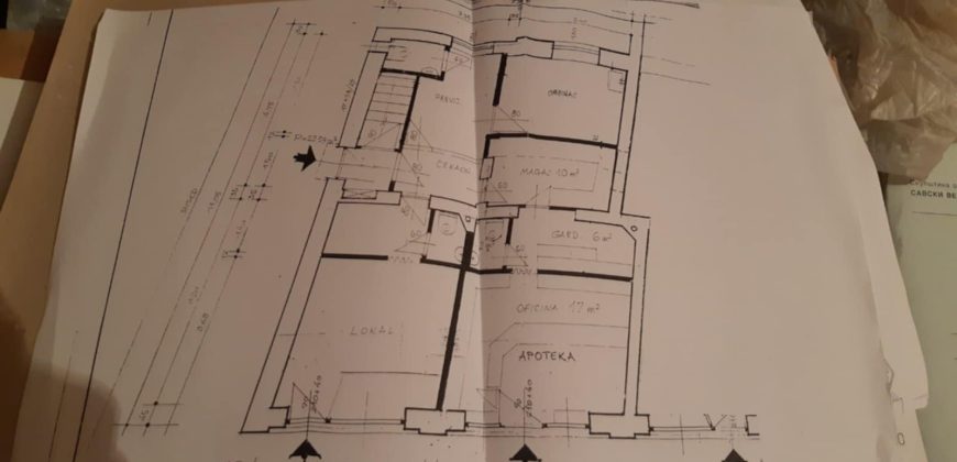 NA PRODAJU – Dva poslovna prostora (lokala) i Trosoban stan – u centru grada Zaječara