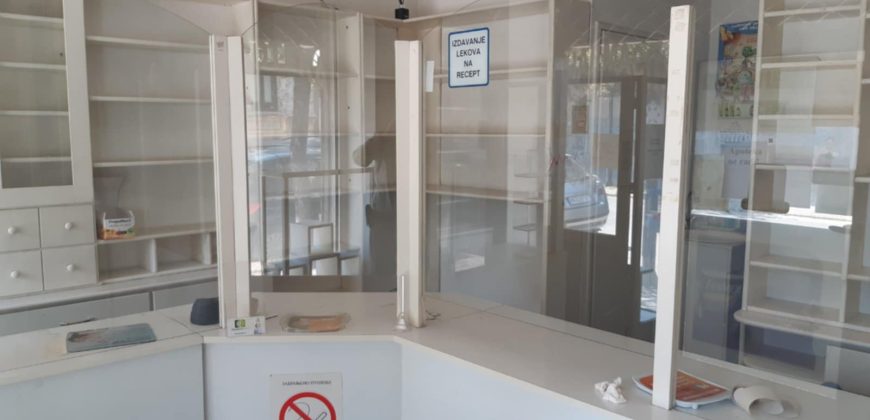 NA PRODAJU – Dva poslovna prostora (lokala) i Trosoban stan – u centru grada Zaječara