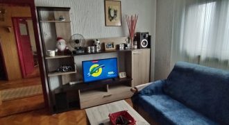 🏡 NA PRODAJU – PORODIČNA STAMBENA ZGRADA – KUĆA SA GARAŽOM – NASELJE BELI BREG U ZAJEČARU!