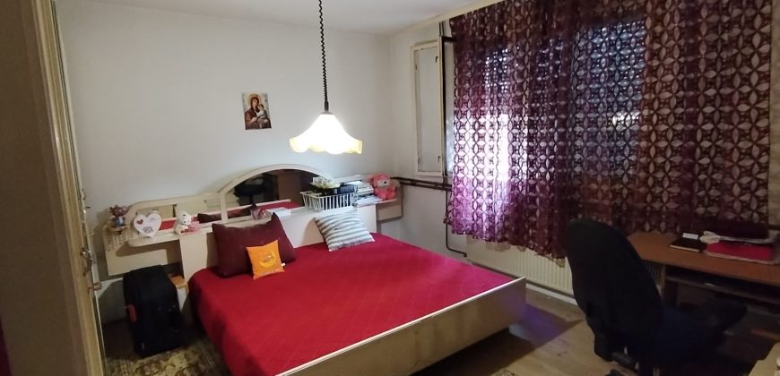 🏡 NA PRODAJU – PORODIČNA STAMBENA ZGRADA – KUĆA SA GARAŽOM – NASELJE BELI BREG U ZAJEČARU!