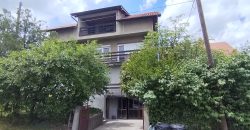 🏡 NA PRODAJU – PORODIČNA STAMBENA ZGRADA – KUĆA SA GARAŽOM 292 m² i dvorište – 409/321 m², u naselju Oskoruša u Zaječaru! 🌟