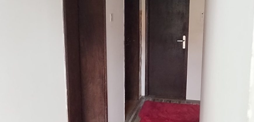 🏡 NA PRODAJU – PORODIČNA STAMBENA ZGRADA – KUĆA SA GARAŽOM 292 m² i dvorište – 409/321 m², u naselju Oskoruša u Zaječaru! 🌟