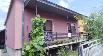 🏡✨ EKSKLUZIVNA PONUDA – PORODIČNA PRIZEMNA KUĆA SA POMOĆNIM STAMBENIM OBJEKTOM I GARAŽOM U NASELJU KOTLUJEVAC, ZAJEČAR ✨🏡