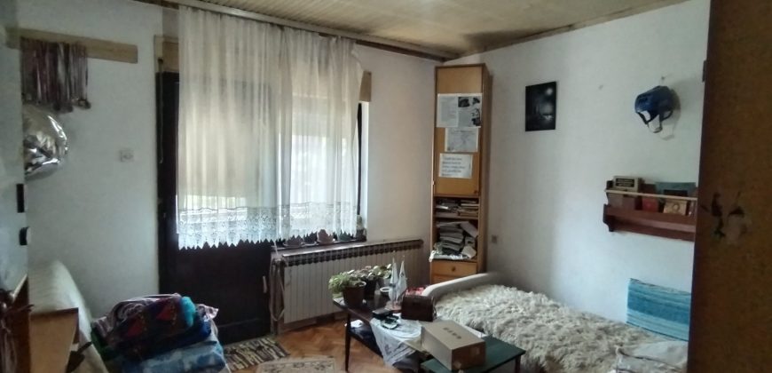 🏡✨ EKSKLUZIVNA PONUDA – PORODIČNA PRIZEMNA KUĆA SA POMOĆNIM STAMBENIM OBJEKTOM I GARAŽOM U NASELJU KOTLUJEVAC, ZAJEČAR ✨🏡