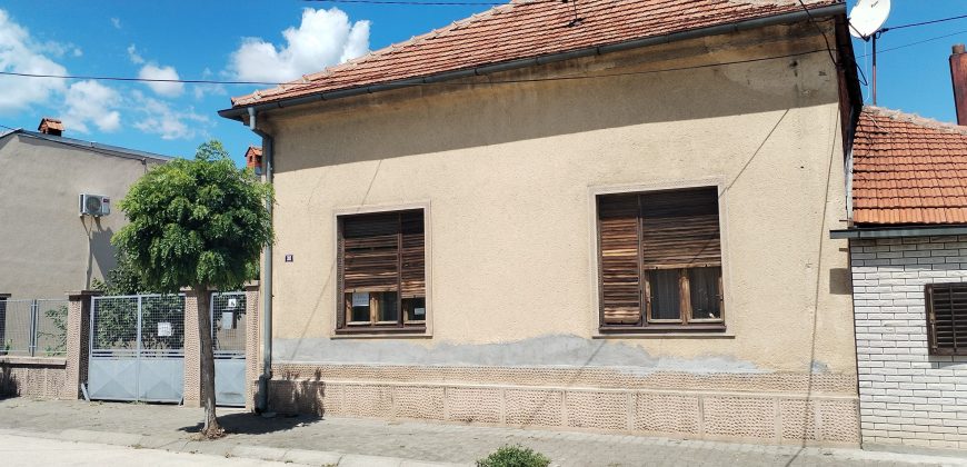 🏡✨ EKSKLUZIVNA PRODAJA – DVE PORODIČNE KUĆE, PRVA GRADSKA ZONA, ZAJEČAR ✨🏡