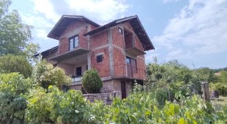 🌳🏡 NA PRODAJU KUĆA U PRIRODI – 168 m² + 10 ARI VOĆNJAKA, LUBNIČKI PUT, ZAJEČAR!