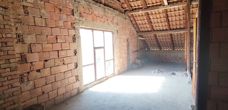 🏠 TOP PONUDA – JEDINSTVENA PORODIČNA KUĆA SA TRI ZASEBNE STAMBENE JEDINICE I VELIKIM PLACEM – NASELJE VLAČIĆ U ZAJEČARU ! 🏠